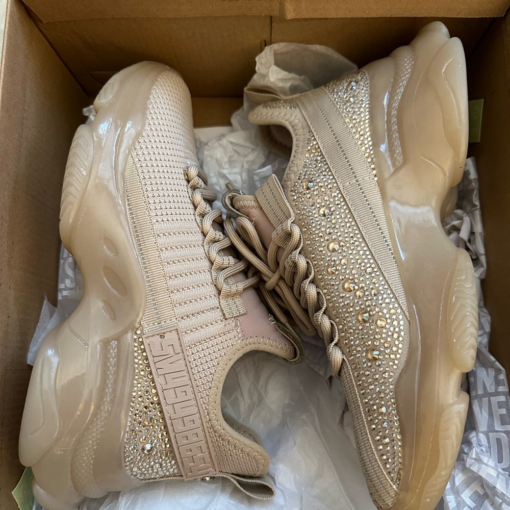 Womens Steve Madden shoes